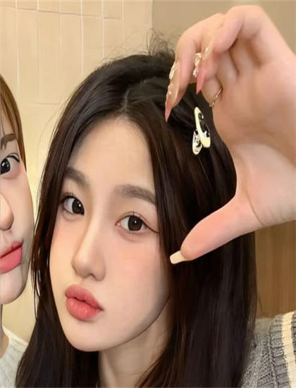 电影名称-美女和男的差差差视频